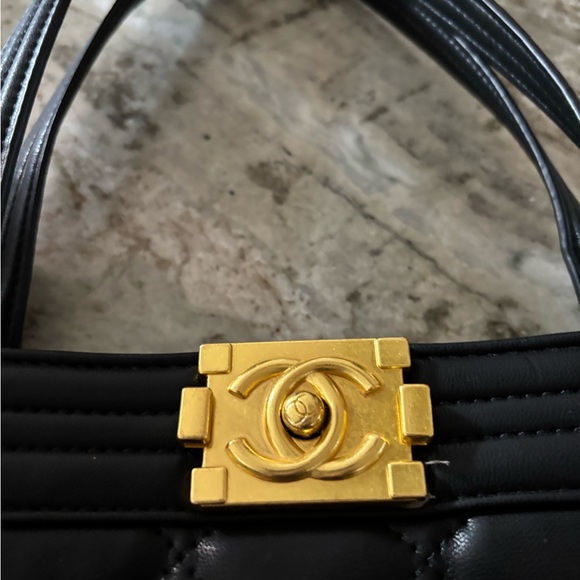 Black Quilted CC caviar Leather Handbag - Picture 2 of 10